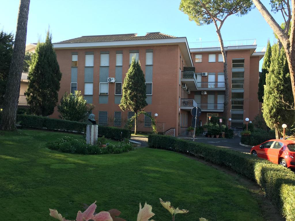 Hotel Casa Nostra Signora à Isola Farnese Extérieur photo